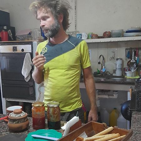Hostel La Casa Del Patio Bb Bahía Blanca 外观 照片